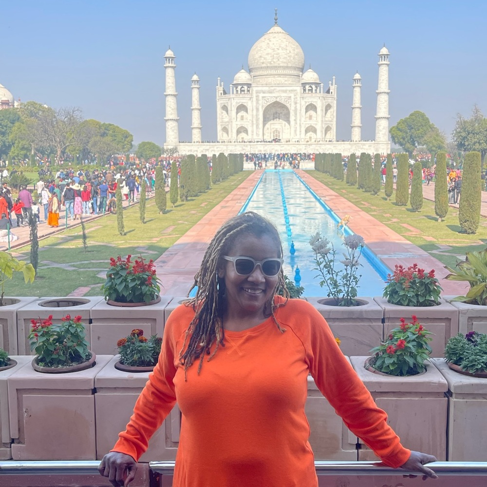 Meet your Posher, Khristye